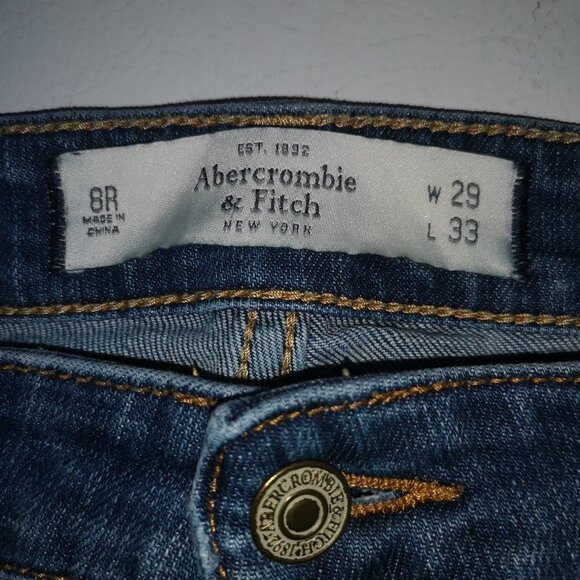 Abercrombie & Fitch Distressed Ladies Size 8 Medium Wash Straight Leg Blue Jeans - Picture 3 of 5